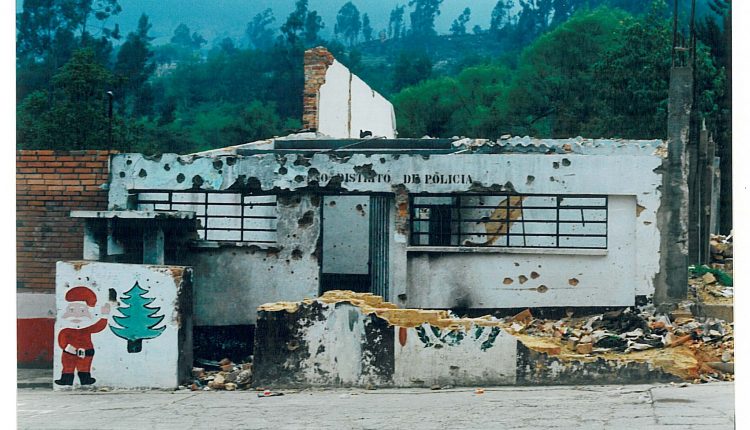 Estación de policía después del ataque